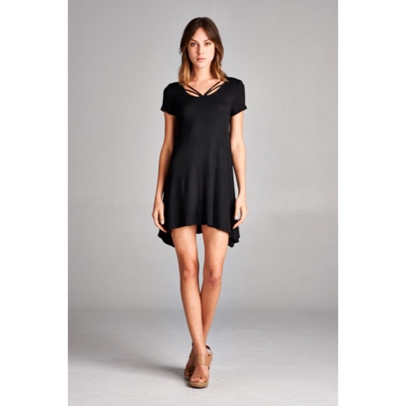 Strappy Scoopneck Dress - Picture 3 of 3