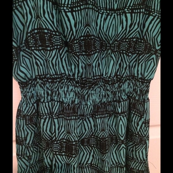 Abstract print romper - Picture 3 of 3