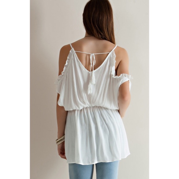 Cold Shoulder Top - Picture 2 of 3