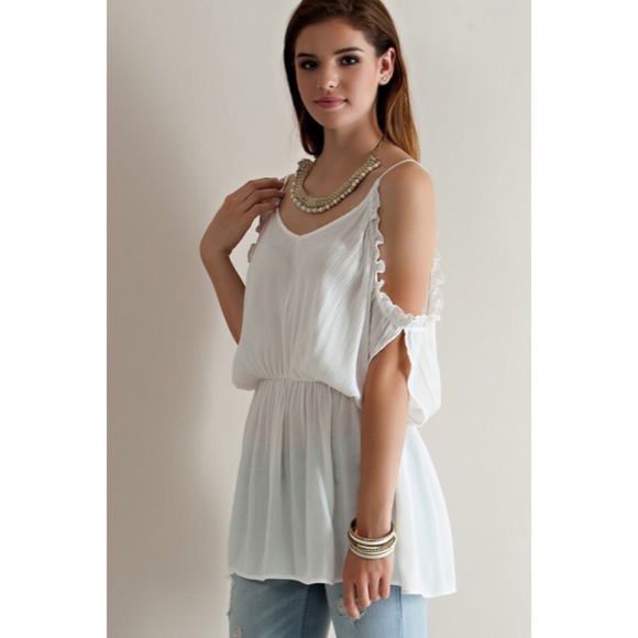 Cold Shoulder Top - Picture 3 of 3