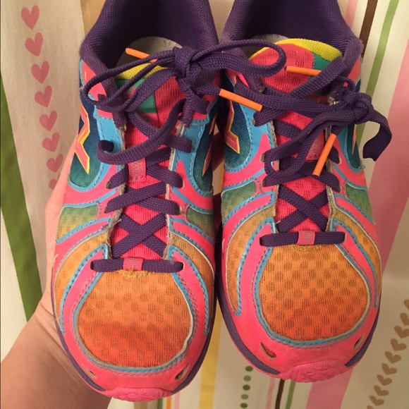 Girls size 1 new balance worn twice