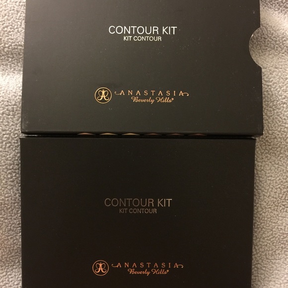 Anastasia Beverly Hills contour kit