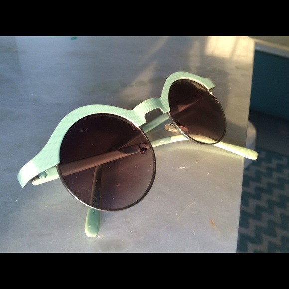 Boho chic teal sunglasses