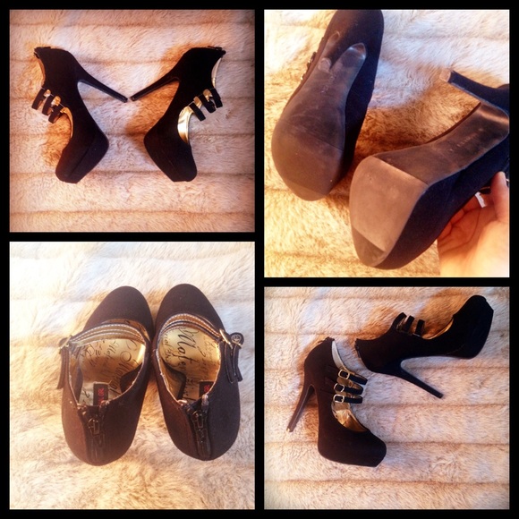 Desperately Seeking Mary Jane Kristen Pumps?! - Picture 3 of 4