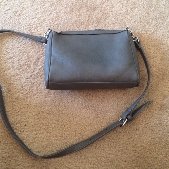 Purse - Picture 2 of 3