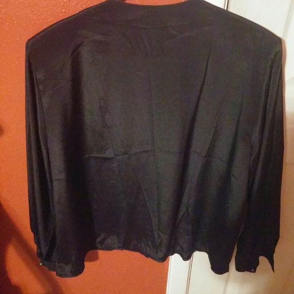 Blouse - Picture 2 of 2