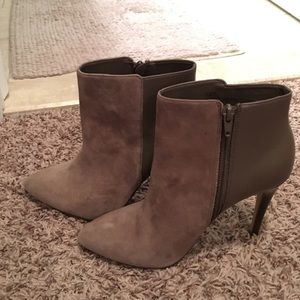 Dual texture tan ankle boots