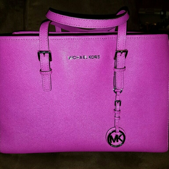 ❤SOLD❤Pink Michael Kors Purse