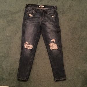 HOLLISTER boyfriend jeans