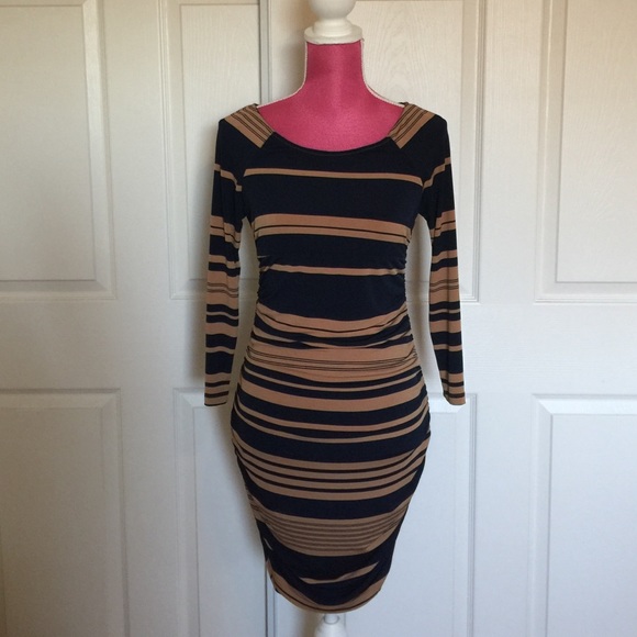 Sofia vergara form fitting dress