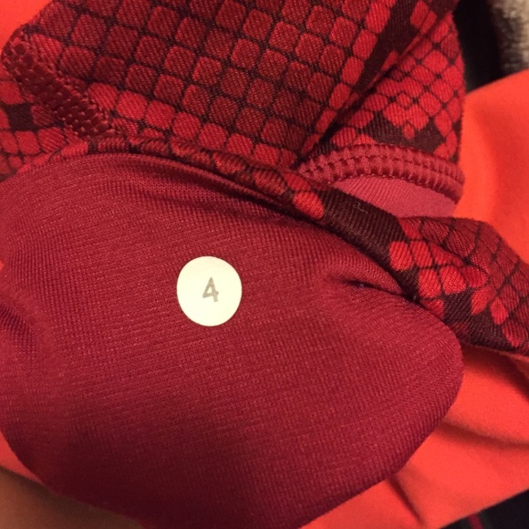 Lululemon wunder under crops - Picture 4 of 4