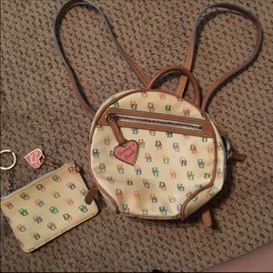 AUNTHENTIC Dooney and Bourke Mini Backpack🎒