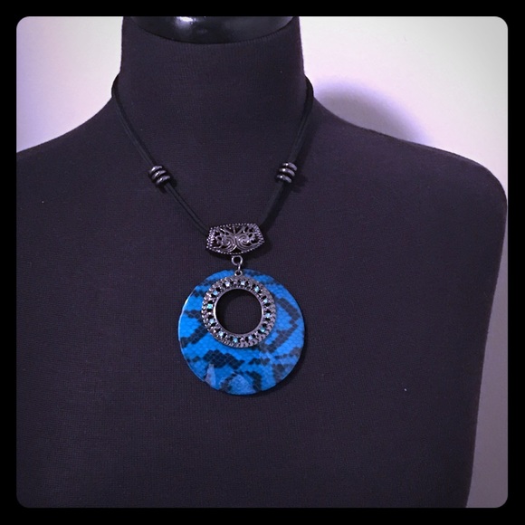 Charming Charlie Animal Print Necklace - Picture 1 of 2