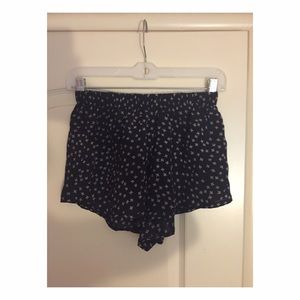 Brandy Melville patterned shorts
