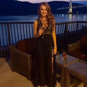 Meet your Posher, Kat