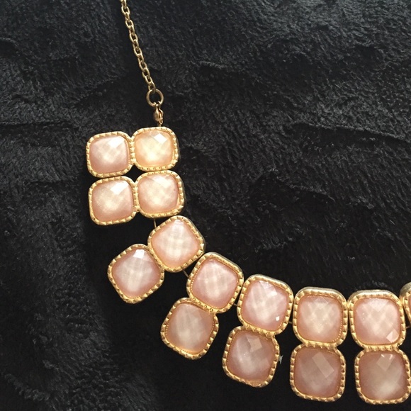 Creamy pink square stones on a gold necklace. - Picture 3 of 4