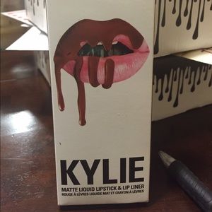 Kylie lipkit Dolce k