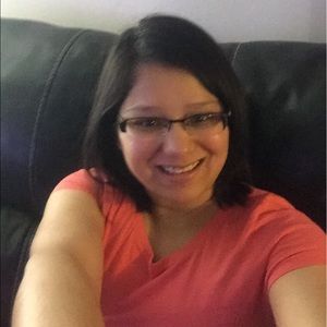 Meet your Posher, Stacy