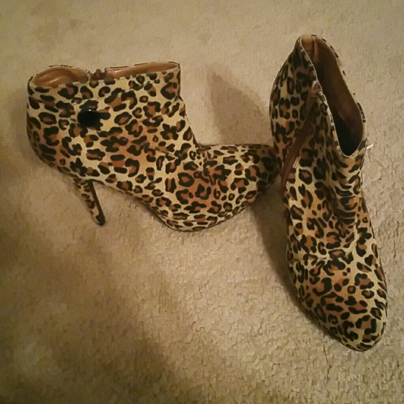Leopard print booties