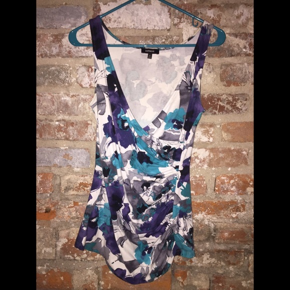 Express sleeveless blouse - Picture 2 of 3