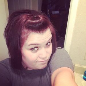 Meet your Posher, Tina