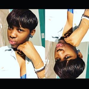 Meet your Posher, Alexus