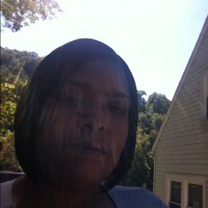 Meet your Posher, Latisha