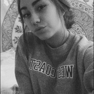 Meet your Posher, Haylie