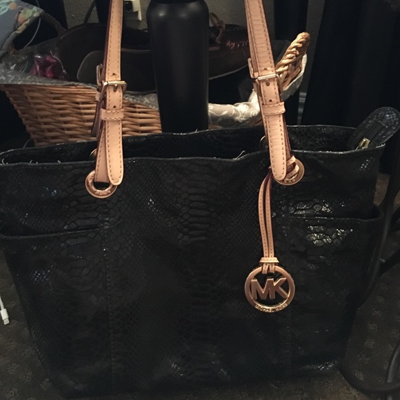 MK purse