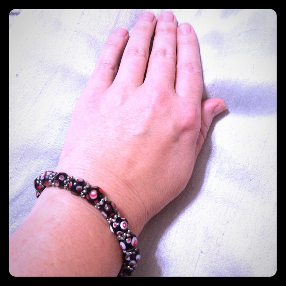Glass beaded stretchy bracelet