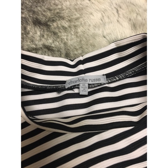 SOLD- NEW Striped Crop Top - Picture 3 of 3