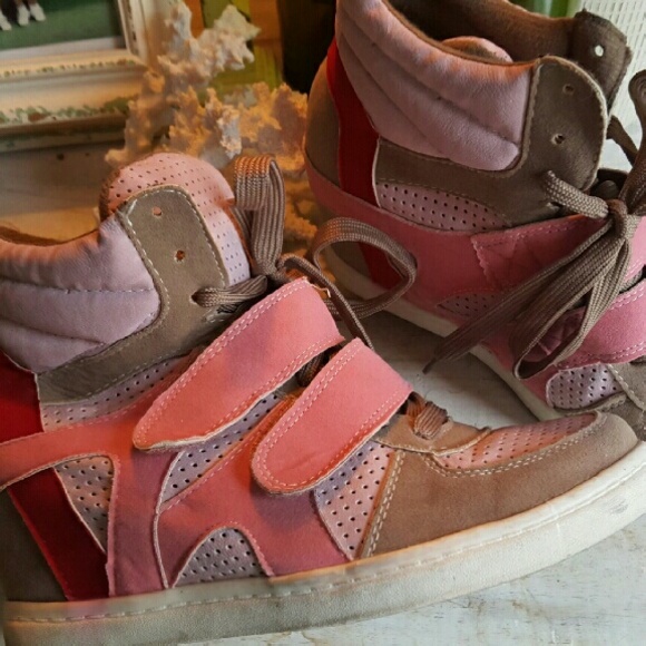 Pink & Tan Wedge Sneakers, Arden B