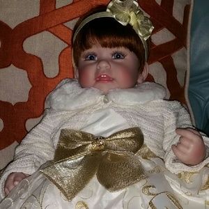 Meet your Posher, Yusney