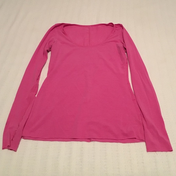 Lululemon long sleeve T size 6