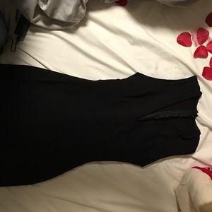 Black Tight-fitting Dress