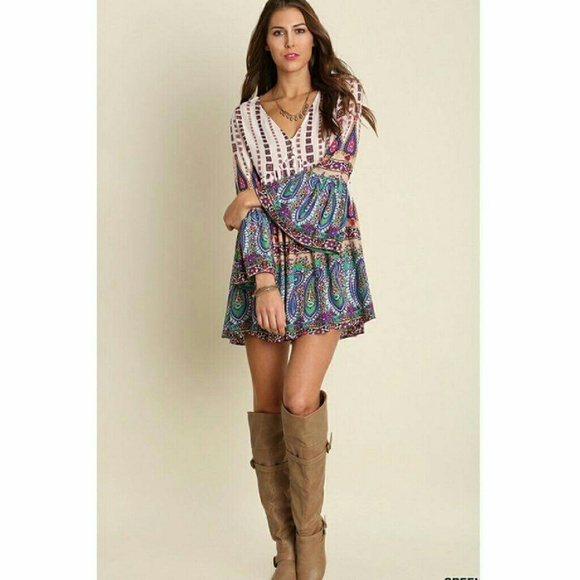 Final Umgee Paisley Bell Sleeve Dress SMALL - Picture 4 of 4