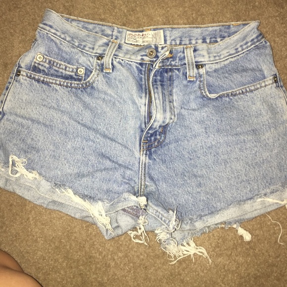 Abercrombie & Fitch High-waisted shorts