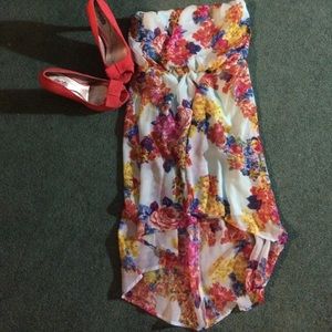 Pretty strapless sundress