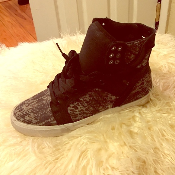 Skytop Supras