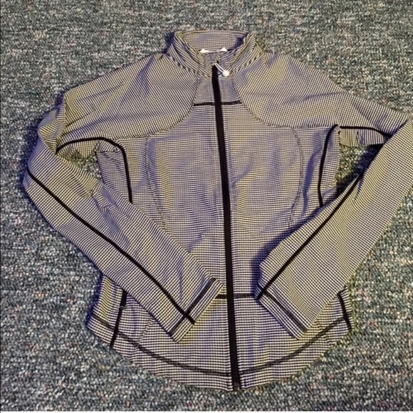 Lululemon Jacket (black and white)