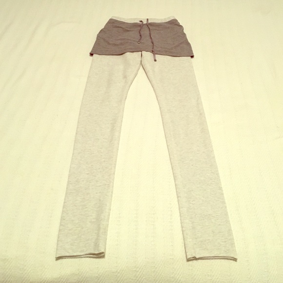 Lululemon skirted legging size 4