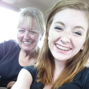 Meet your Posher, Niki