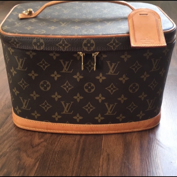 Authentic Louis Vuitton case