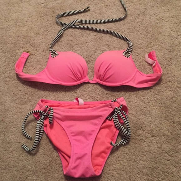 Victoria's Secret bikini