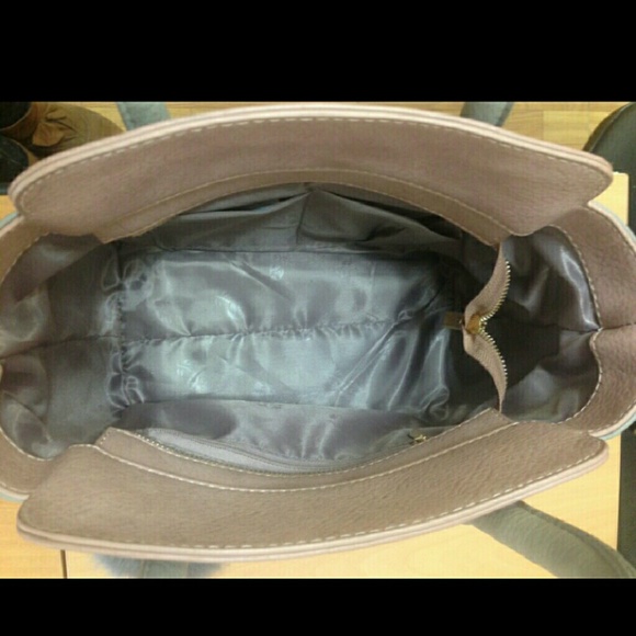 Purse - Picture 2 of 4