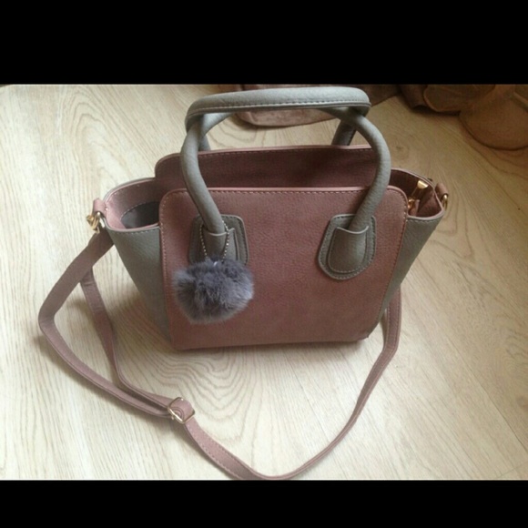 Purse - Picture 3 of 4
