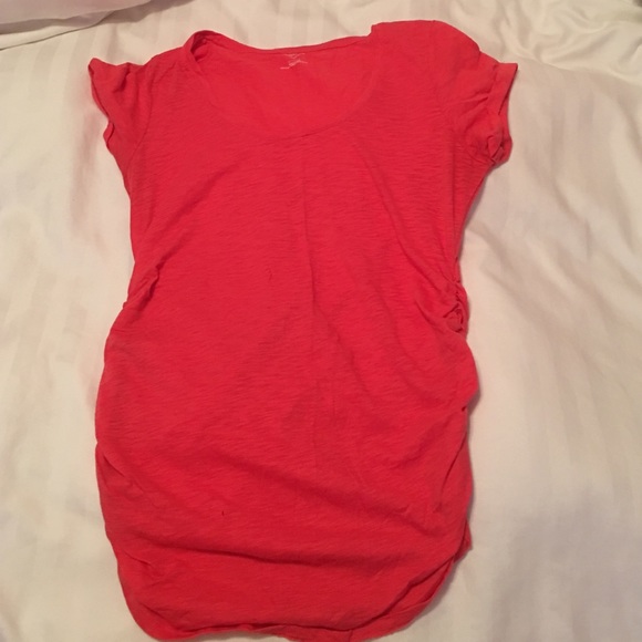 Maternity t shirt