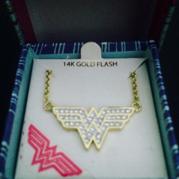 Wonder Woman Costume! - Picture 4 of 4