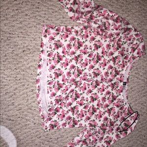 Long sleeve crop top