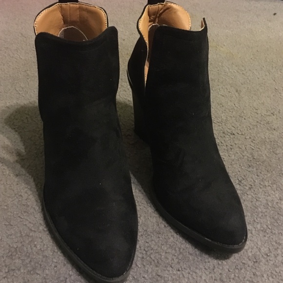 Charlotte Russe Booties/Heals NEW WITH TAG